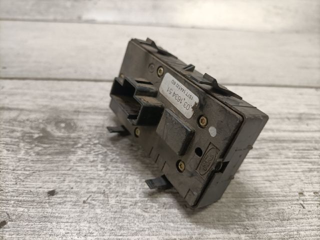 bontott FORD MONDEO III Ablakemelő Kapcsoló Négyes / Kettes