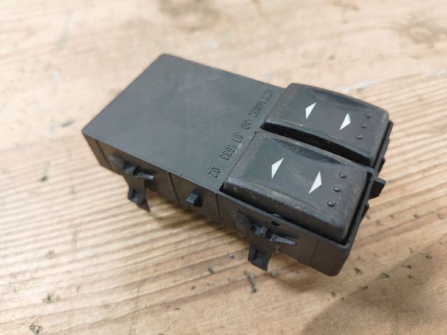 bontott FORD MONDEO III Ablakemelő Kapcsoló Négyes / Kettes