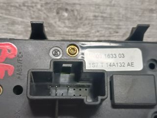 bontott FORD MONDEO III Ablakemelő Kapcsoló Négyes / Kettes