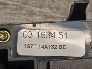 bontott FORD MONDEO III Ablakemelő Kapcsoló Négyes / Kettes