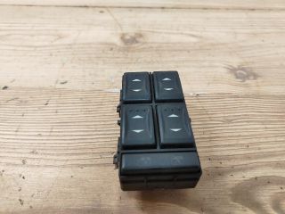 bontott FORD MONDEO III Ablakemelő Kapcsoló Négyes / Kettes