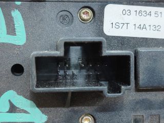 bontott FORD MONDEO III Ablakemelő Kapcsoló Négyes / Kettes