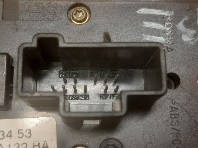 bontott FORD MONDEO III Ablakemelő Kapcsoló Négyes / Kettes