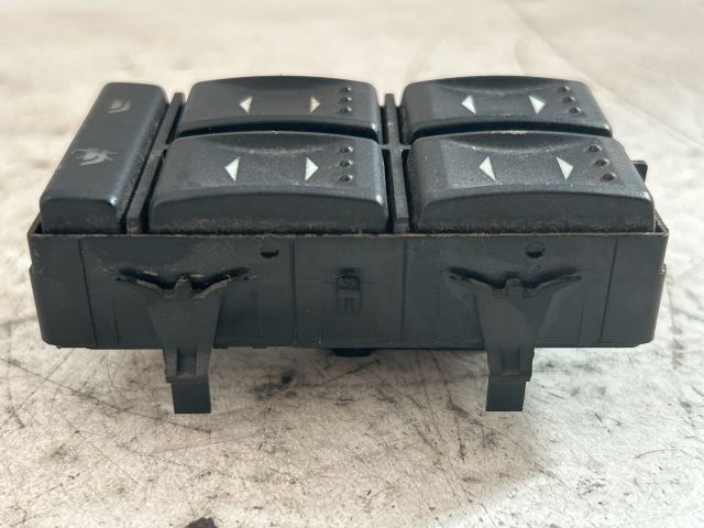 bontott FORD MONDEO III Ablakemelő Kapcsoló Négyes / Kettes