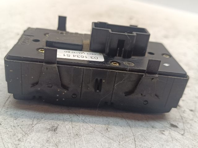 bontott FORD MONDEO III Ablakemelő Kapcsoló Négyes / Kettes