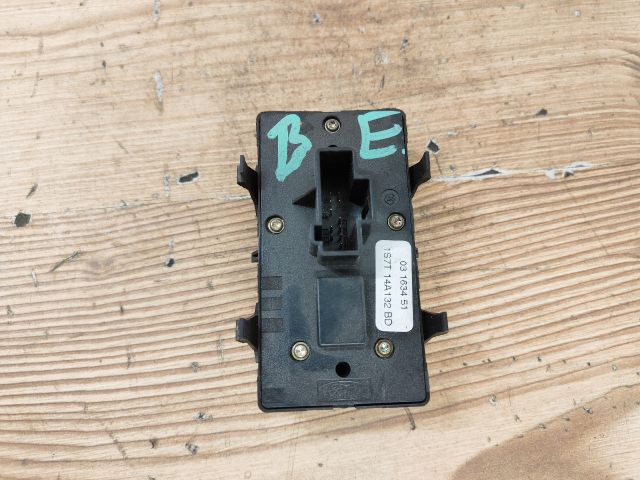 bontott FORD MONDEO III Ablakemelő Kapcsoló Négyes / Kettes