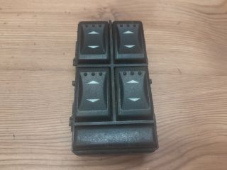 bontott FORD MONDEO III Ablakemelő Kapcsoló Négyes / Kettes