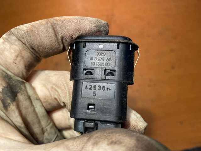 bontott FORD MONDEO III Ablakemelő Kapcsoló (Pozíciófüggetlen)