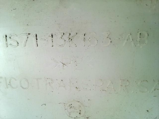 bontott FORD MONDEO III Ablakmosó Tartály