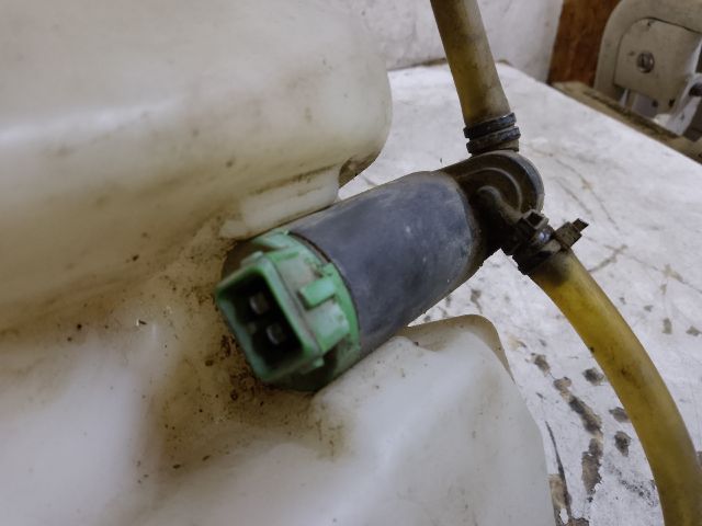 bontott FORD MONDEO III Ablakmosó Tartály