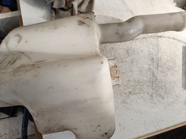 bontott FORD MONDEO III Ablakmosó Tartály