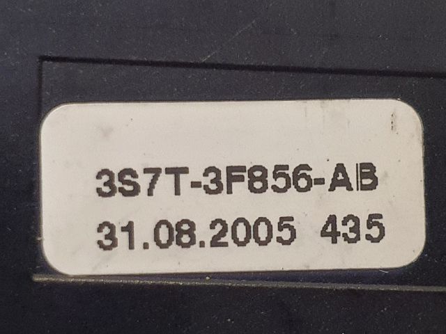 bontott FORD MONDEO III Ablaktörlő Relé