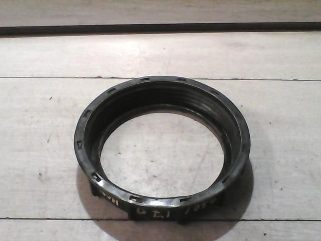 bontott FORD MONDEO III AC Pumpa Rögzítő Gyűrű