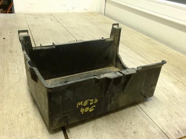 bontott FORD MONDEO III Akkumulátor Tartó