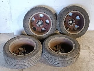 bontott FORD MONDEO III Alufelni Szett Gumival