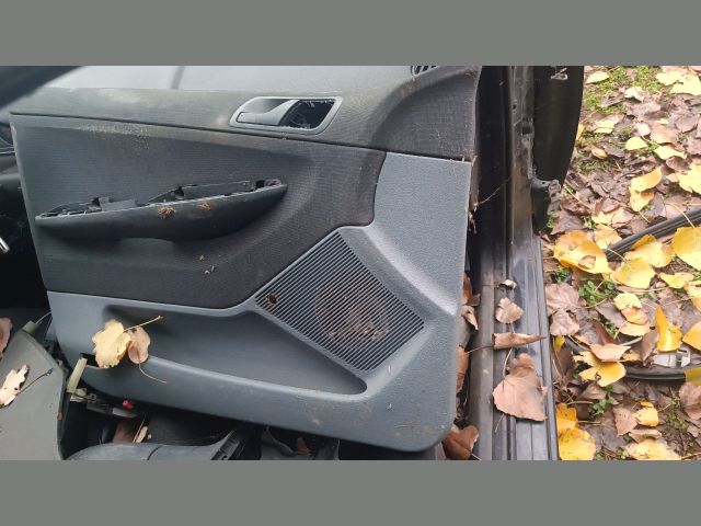 bontott FORD MONDEO III Bal A Oszlop Burkolat