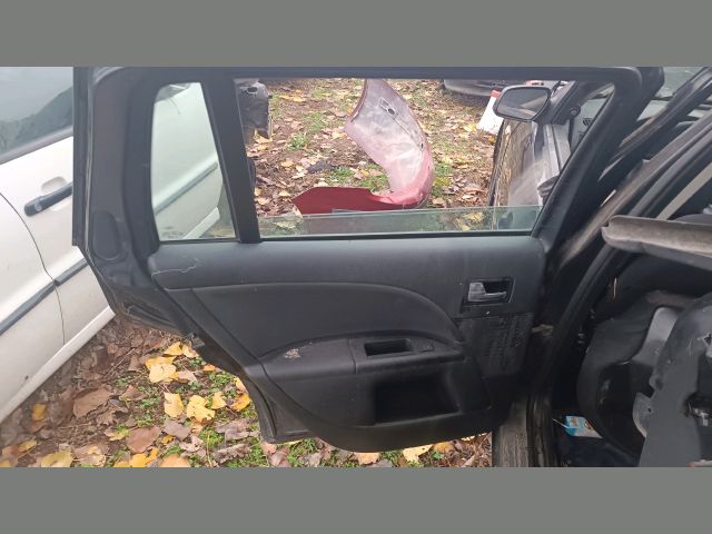 bontott FORD MONDEO III Bal D Oszlop Burkolat