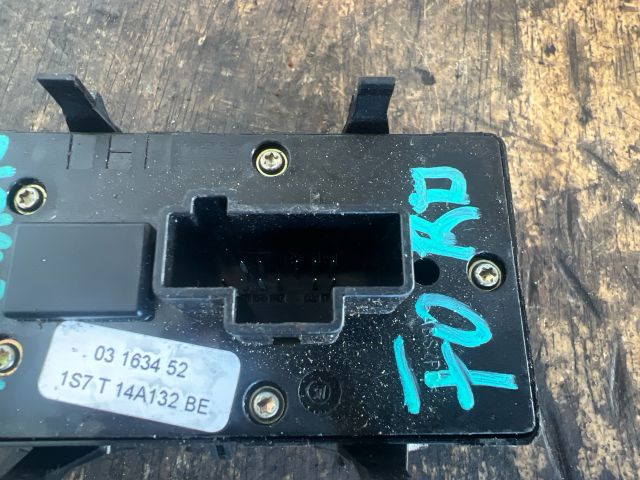 bontott FORD MONDEO III Bal első Ablakemelő Kapcsoló