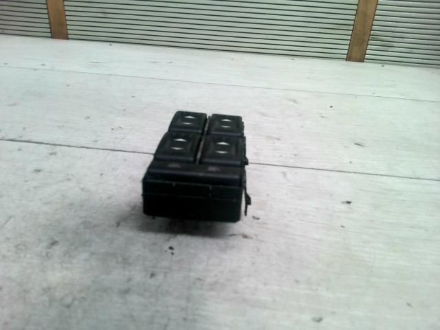 bontott FORD MONDEO III Bal első Ablakemelő Kapcsoló