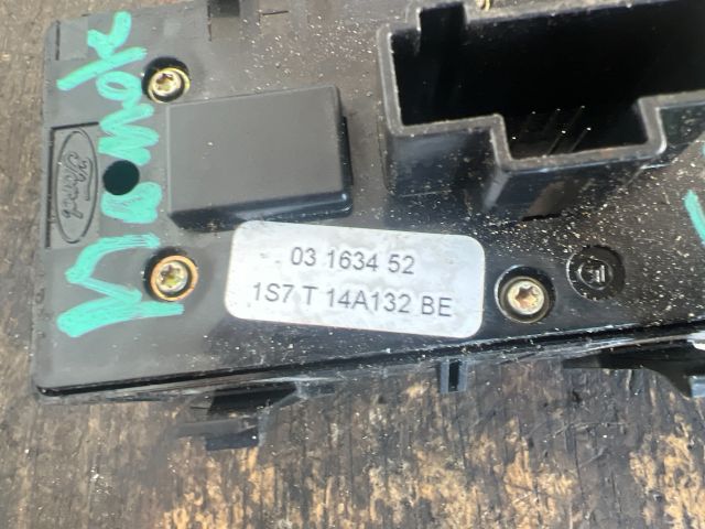 bontott FORD MONDEO III Bal első Ablakemelő Kapcsoló