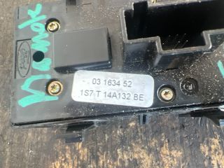 bontott FORD MONDEO III Bal első Ablakemelő Kapcsoló