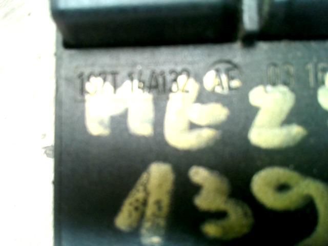 bontott FORD MONDEO III Bal első Ablakemelő Kapcsoló