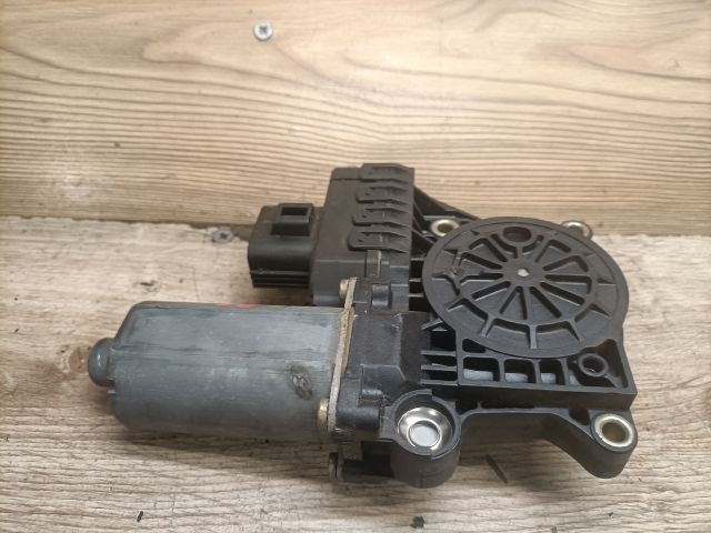 bontott FORD MONDEO III Bal első Ablakemelő Motor