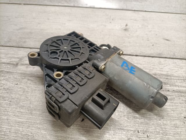 bontott FORD MONDEO III Bal első Ablakemelő Motor