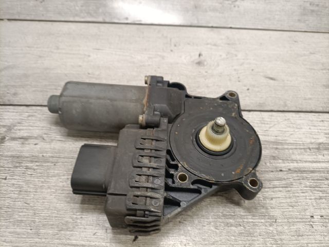 bontott FORD MONDEO III Bal első Ablakemelő Motor