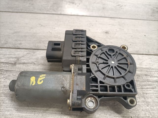 bontott FORD MONDEO III Bal első Ablakemelő Motor