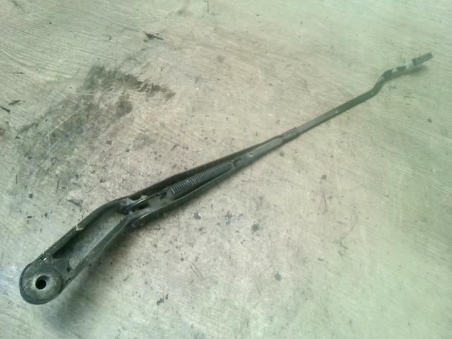 bontott FORD MONDEO III Bal első Ablaktörlő Kar