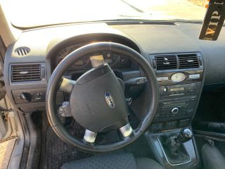 bontott FORD MONDEO III Bal első Ajtó (Részeivel)