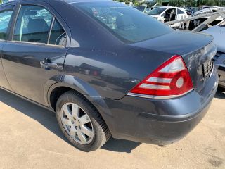 bontott FORD MONDEO III Bal első Ajtó (Üres lemez)