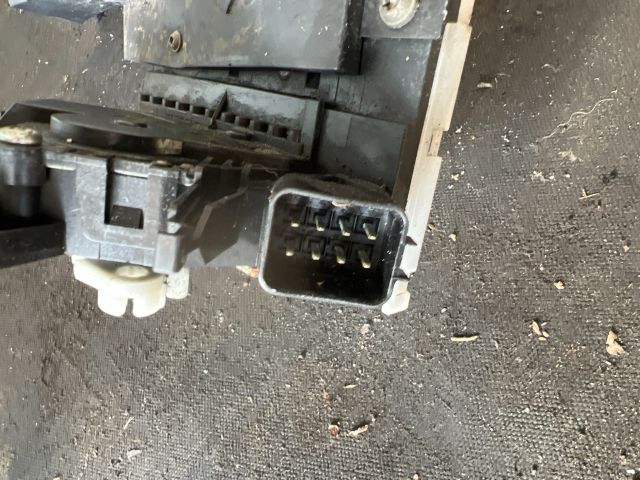 bontott FORD MONDEO III Bal első Ajtózár