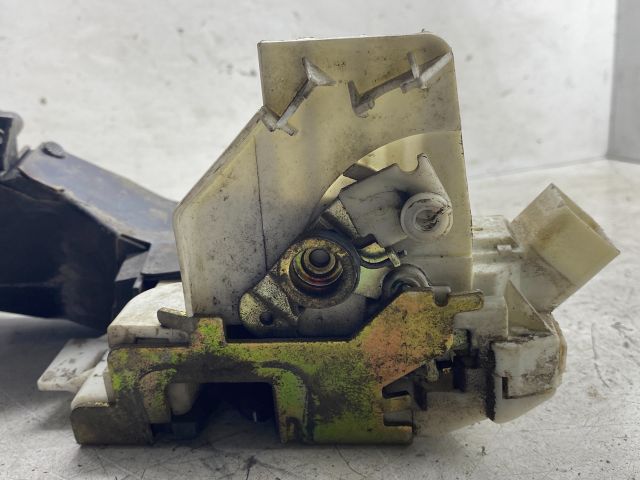 bontott FORD MONDEO III Bal első Ajtózár