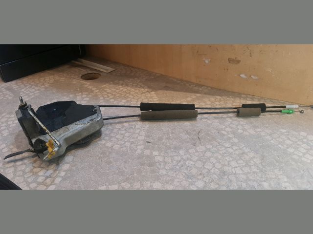 bontott FORD MONDEO III Bal első Ajtózár