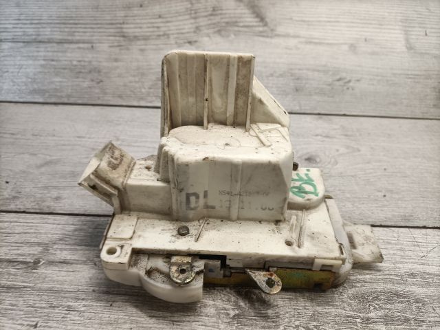 bontott FORD MONDEO III Bal első Ajtózár