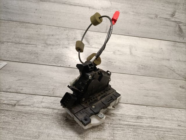 bontott FORD MONDEO III Bal első Ajtózár