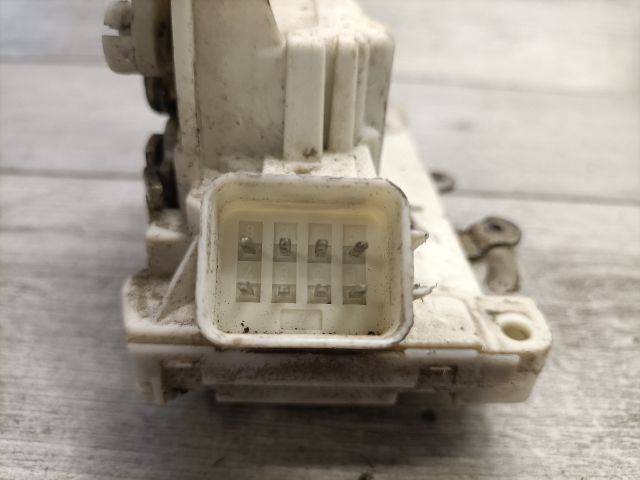 bontott FORD MONDEO III Bal első Ajtózár