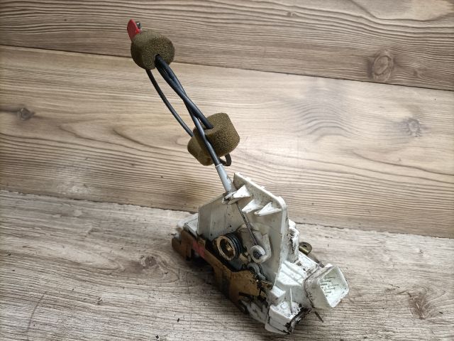 bontott FORD MONDEO III Bal első Ajtózár