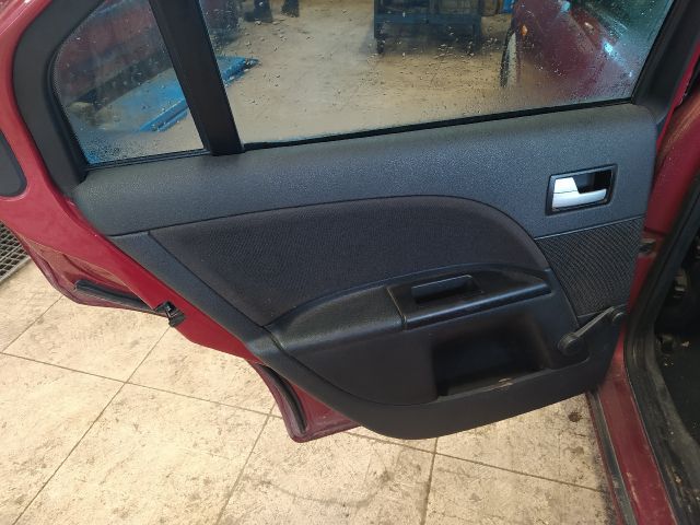 bontott FORD MONDEO III Bal első Belső Küszöb Burkolat