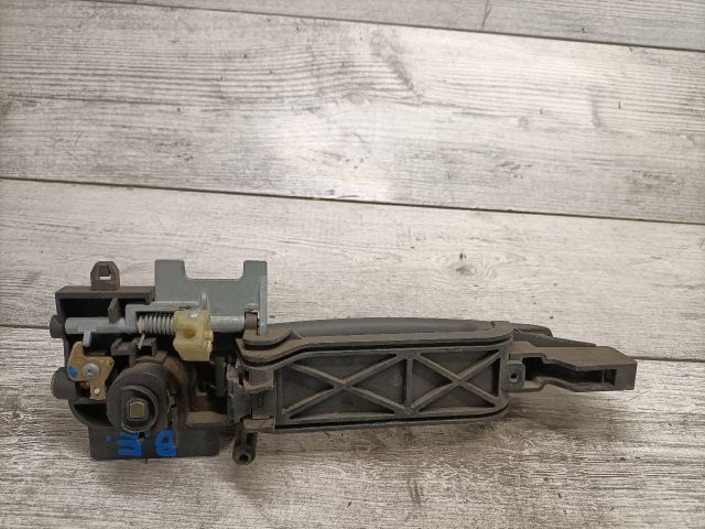 bontott FORD MONDEO III Bal első Külső Kilincs