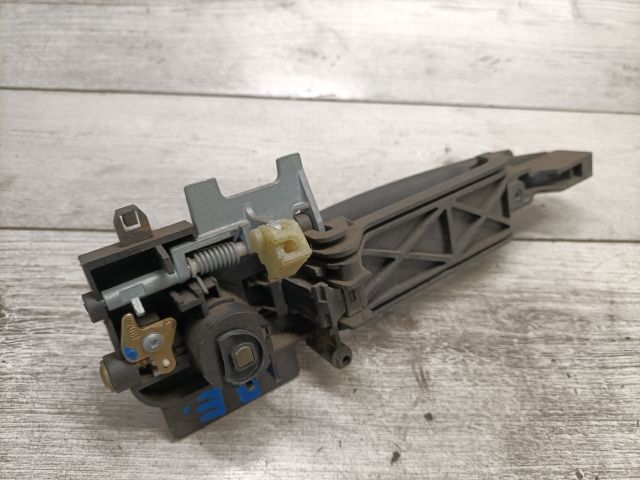 bontott FORD MONDEO III Bal első Külső Kilincs