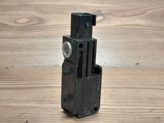 bontott FORD MONDEO III Bal első Oldal Ütközés Érzékelő