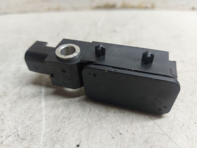 bontott FORD MONDEO III Bal első Oldal Ütközés Érzékelő