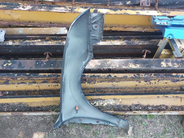 bontott FORD MONDEO III Bal első Sárvédő