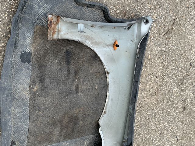 bontott FORD MONDEO III Bal első Sárvédő