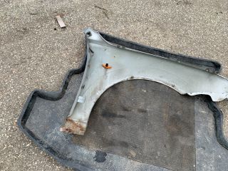 bontott FORD MONDEO III Bal első Sárvédő