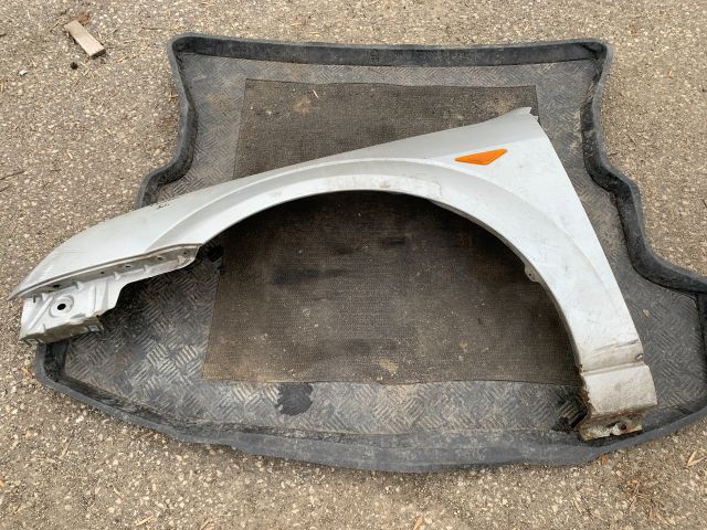 bontott FORD MONDEO III Bal első Sárvédő