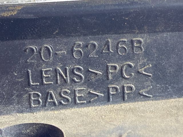 bontott FORD MONDEO III Bal Fényszóró